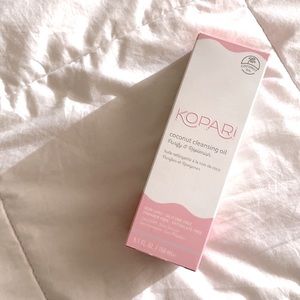 KOPARI Coconut Cleansing Oil